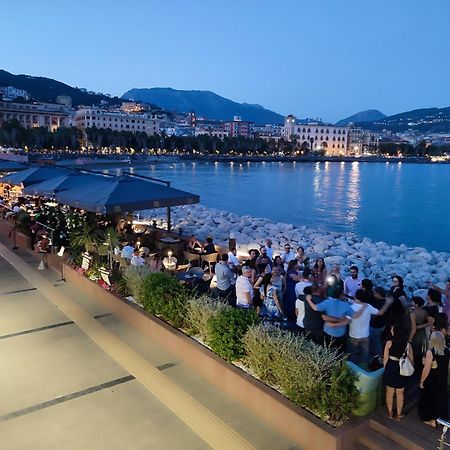 La Suite Del Corso Salerno Esterno foto