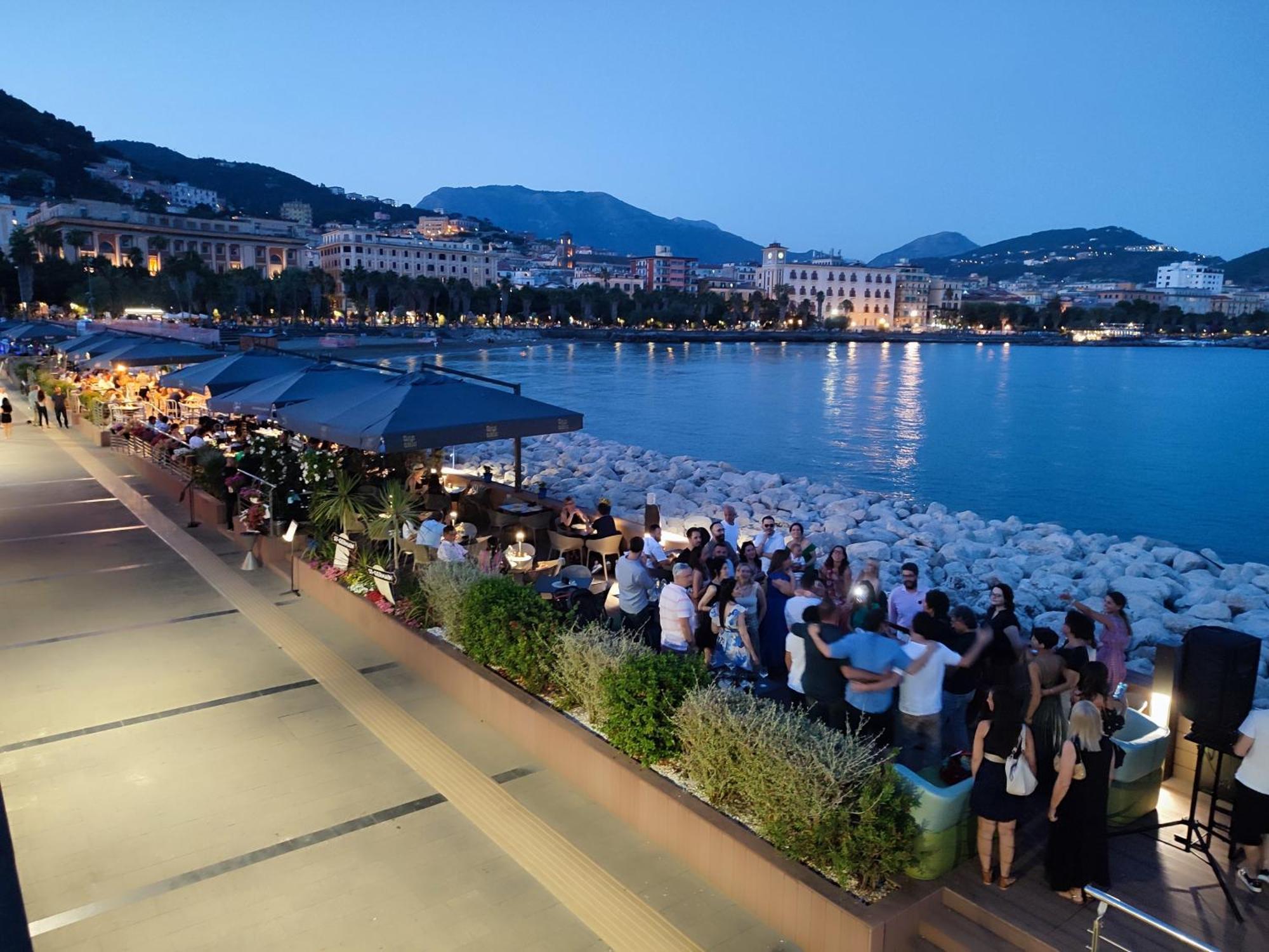 La Suite Del Corso Salerno Esterno foto